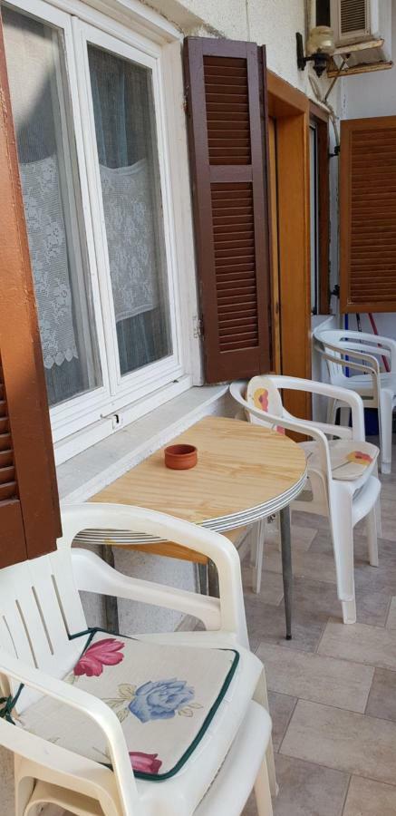 Cosy Family Apartment Near The Sea Polychrono Exterior foto